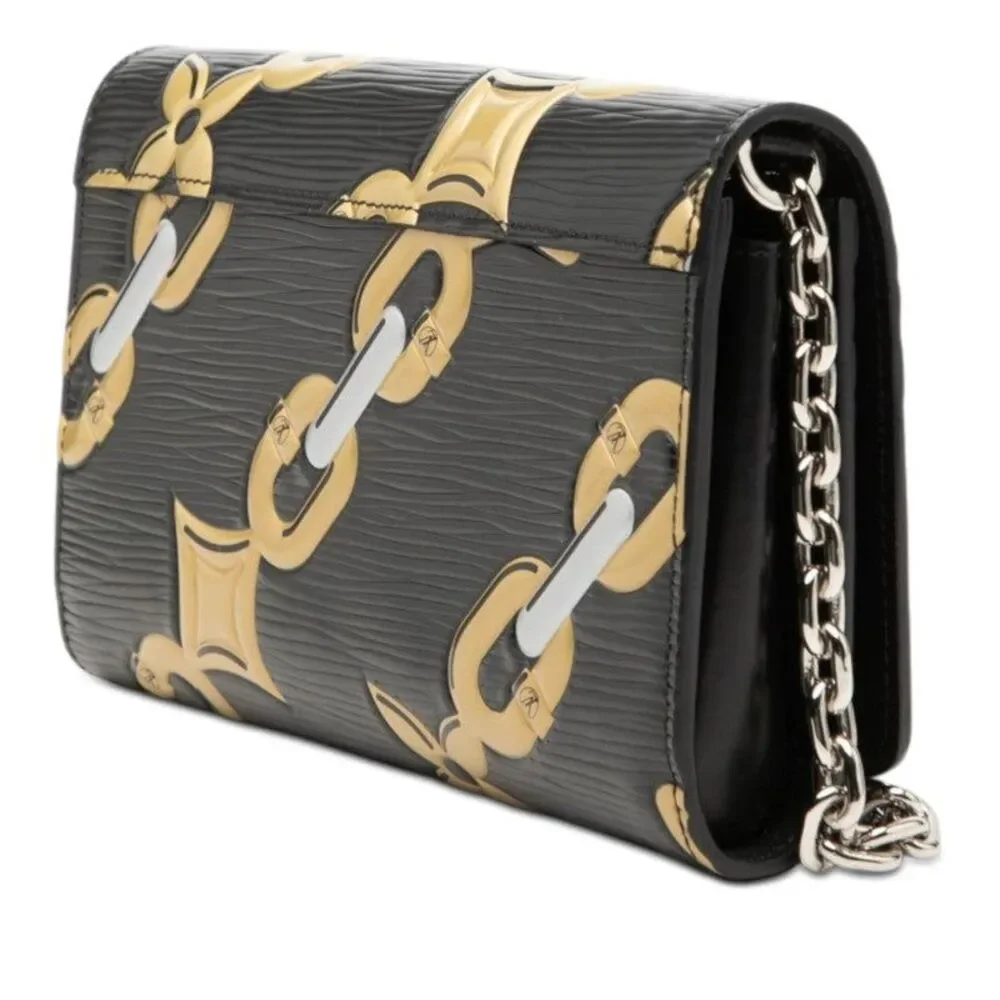 Louis Vuitton Portefeuille Twist Chain Shoulder Bag
